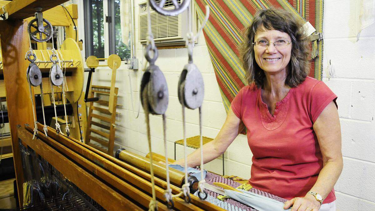 A rug made by Harriet Giles, owner of The Weavery, was featured in the 2005 film Dreamer after the film's art director discovered her work at the Woodland Art Fair. Dreamer, starring Kurt Russell and Dakota Fanning, was filmed in the region.
  