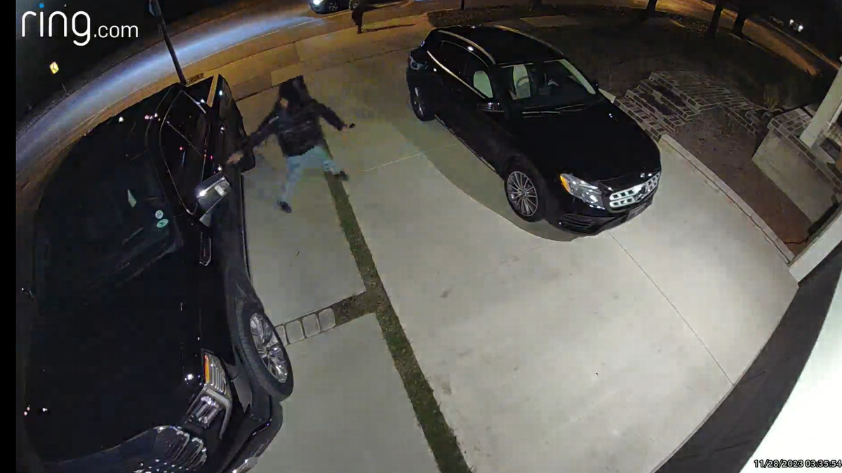 The Lexington Police Department is looking for at least three suspects accused of stealing vehicle and burglarizing a garage in Lexington.