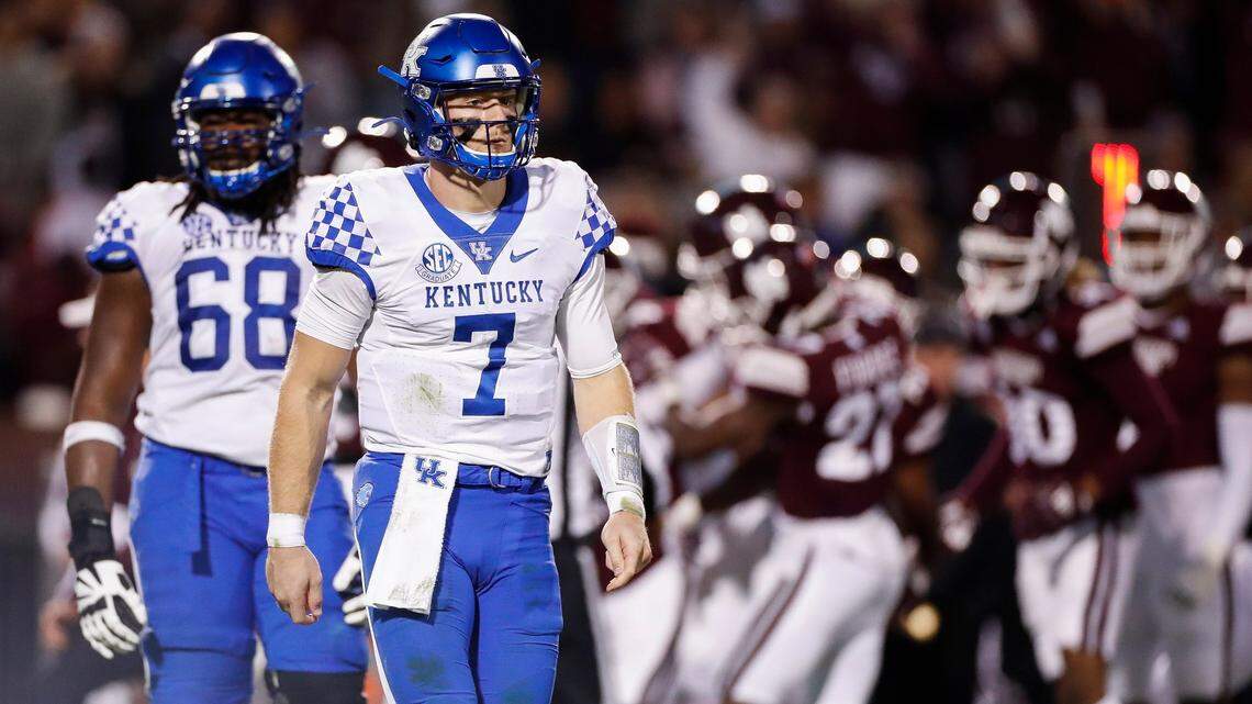 Quarterback play among many Kentucky low marks against Mississippi State