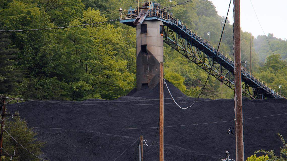 Kentucky attorney wins administrative appeal in black lung dispute to secure fees