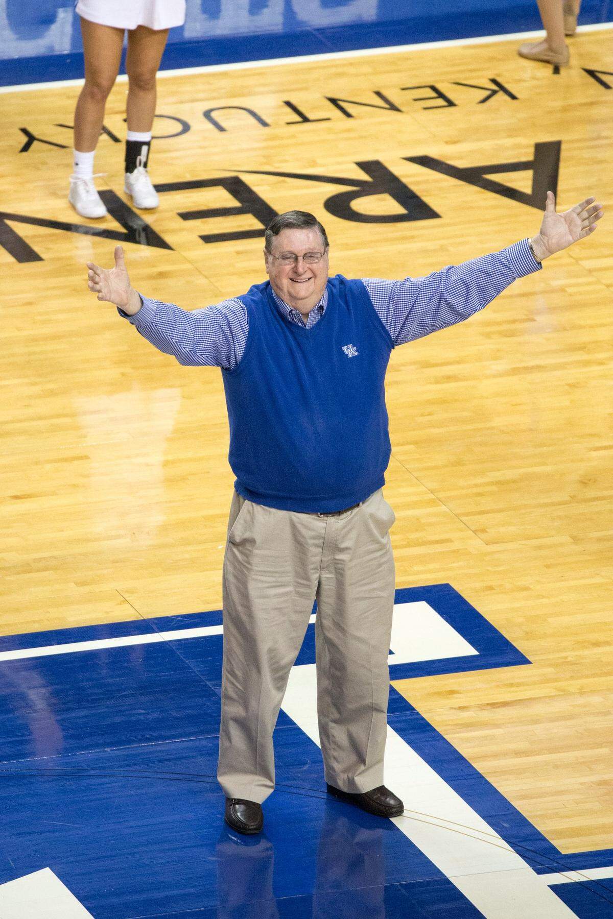 Joe B. Hall was the “Y” as the cheerleaders spelled Kentucky when UK beat LSU 94-77 in Rupp Arena in 2016.