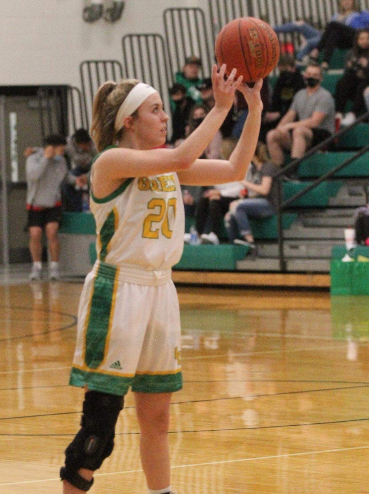 Green County’s Kylie Jackson suffered a knee injury similar to the same one that former South Laurel player Ally Collett recovered from during the season last year. It took Jackson four weeks to recover.