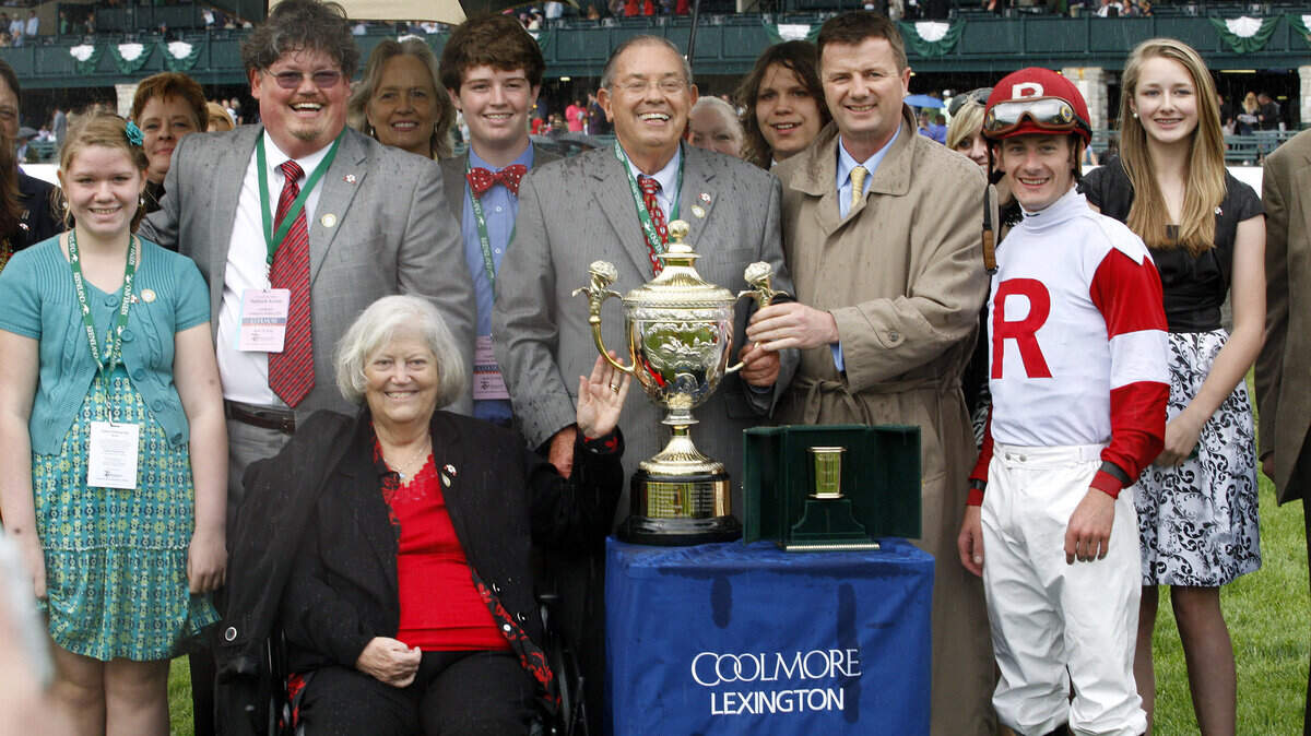 110424KEENELANDCOOLMORE