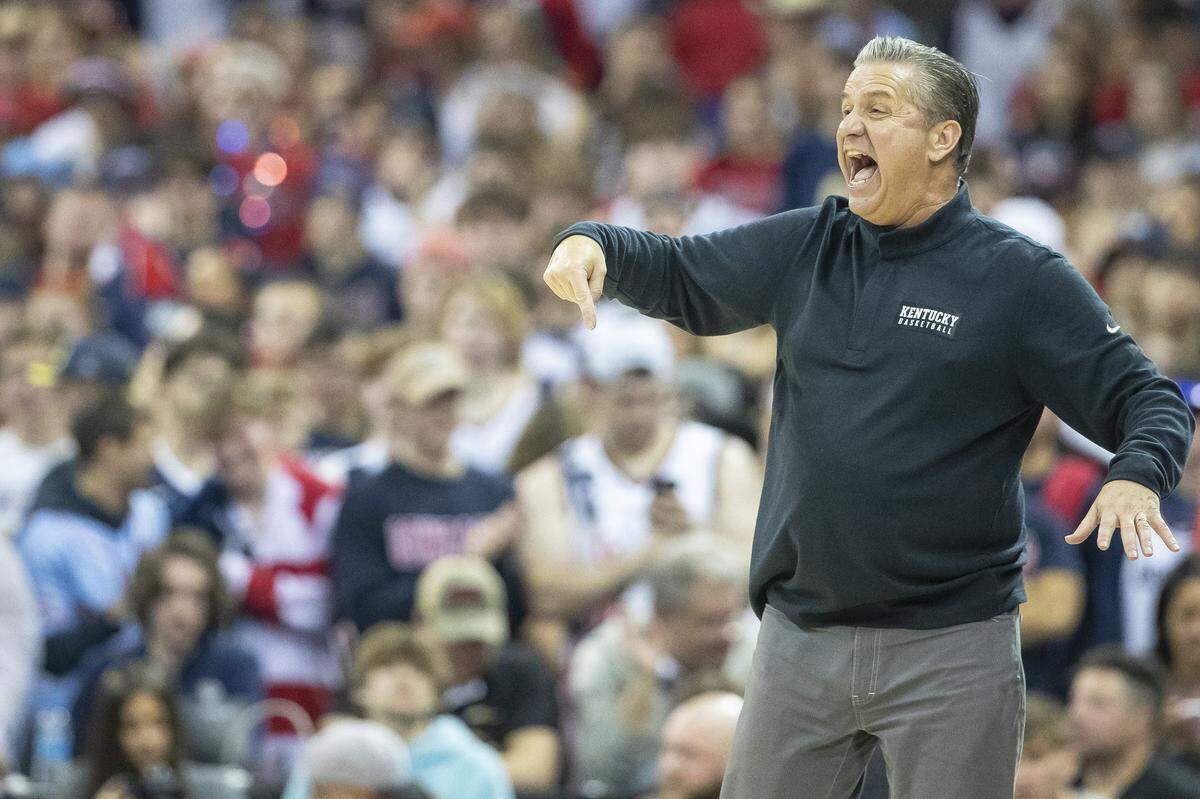 John Calipari coaches Kentucky against Gonzaga on Sunday, Nov. 20, 2022, in Spokane, Washington.