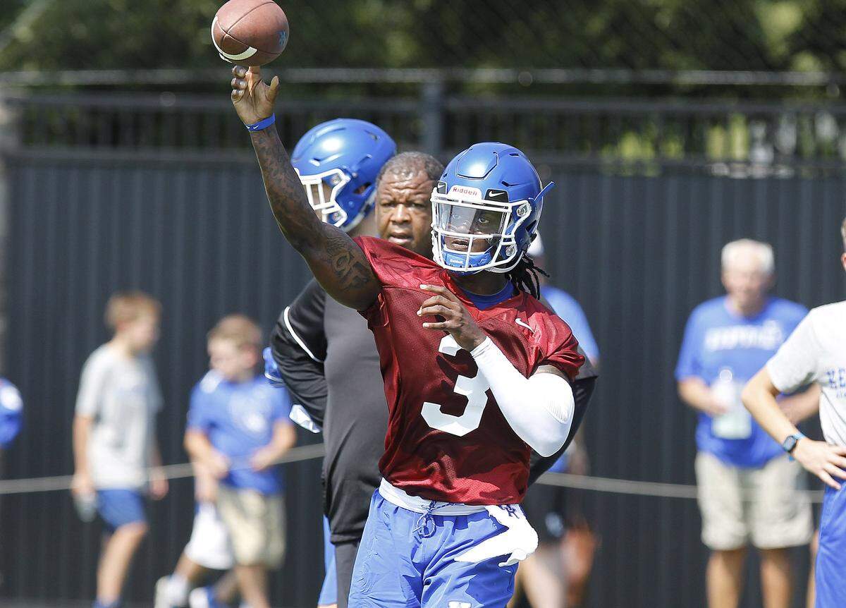 Quarterback Terry Wilson threw for 2,133 yards with 26 touchdowns and 11 interceptions in his one season of junior college. Wilson, who completed 57.6 percent of his passes, also ran for 518 yards and five scores.