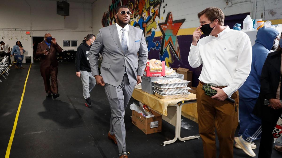 Offensive tackle Kiyaunta Goodwin committed to Kentucky on April 17. He would be the highest-rated player to sign with UK in the internet era if he signs this week.