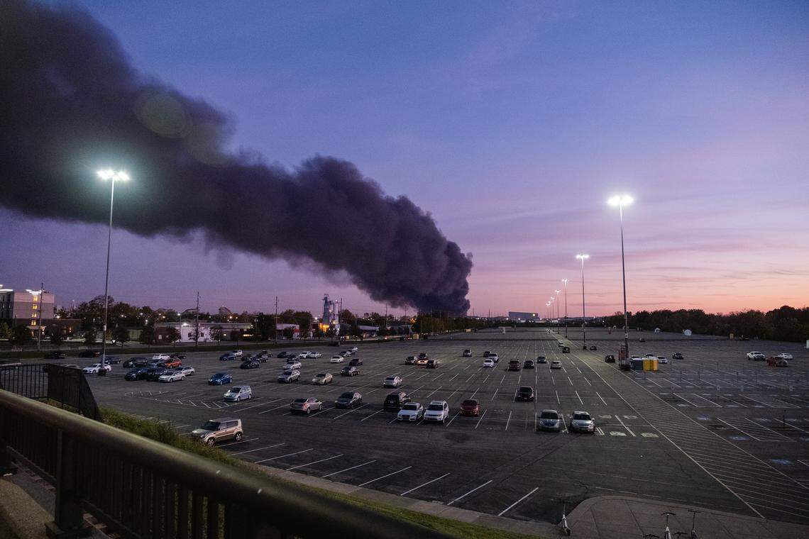 Smoke from the Nov. 4, 2025, UPS plane crash in Louisville, Ky., as seen from Central Avenue.
