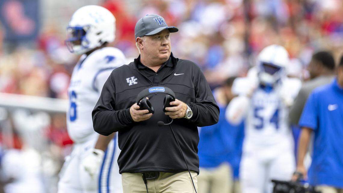 ‘We played it our way … that’s a dirty game.’ Mark Stoops breaks down UK’s win at Ole Miss.
