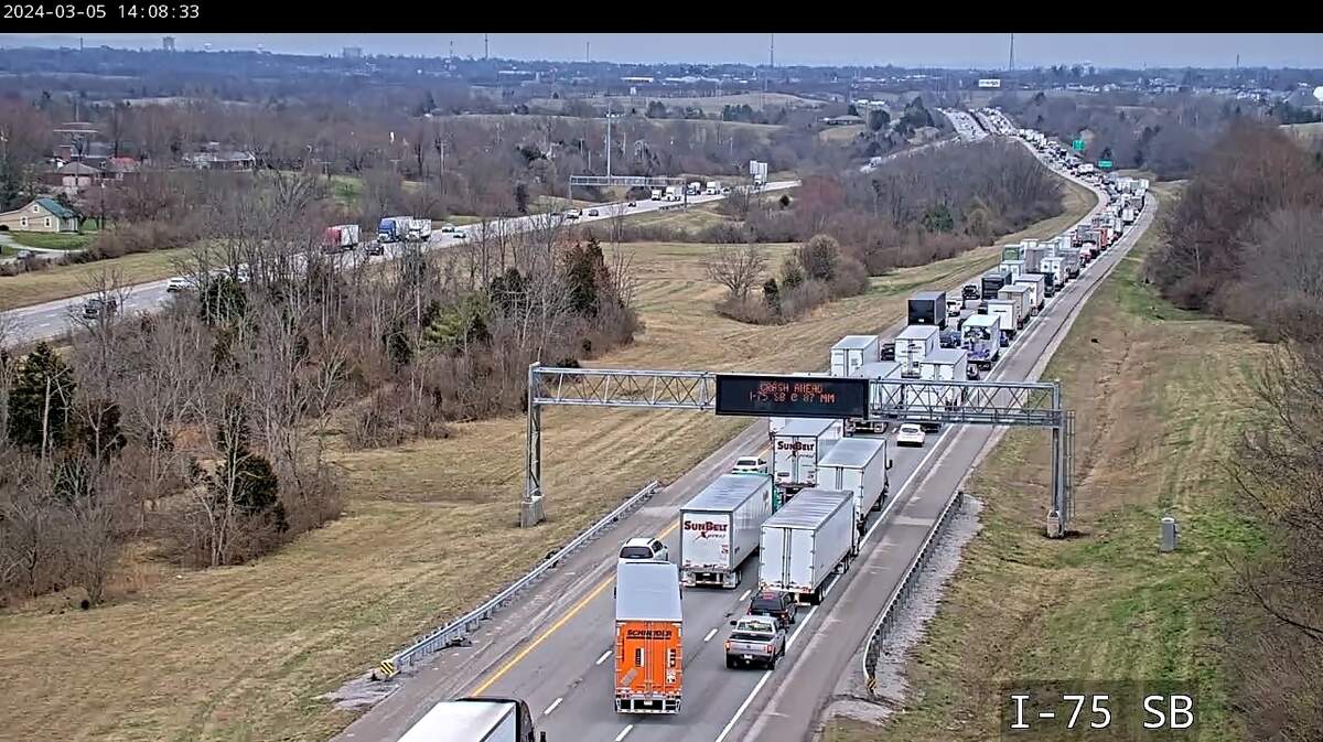 Interstate I75 in Madison County Ky reopened after car crash ...
