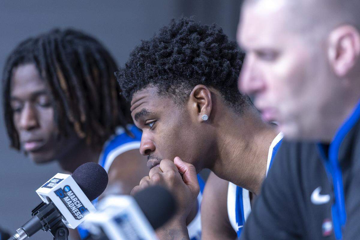 With senior guards Otega Oweh (center) and Denzel Aberdeen (left) graduting, Kentucky coach Mark Pope faces a crucial offseason heading into his third season as UK head man.