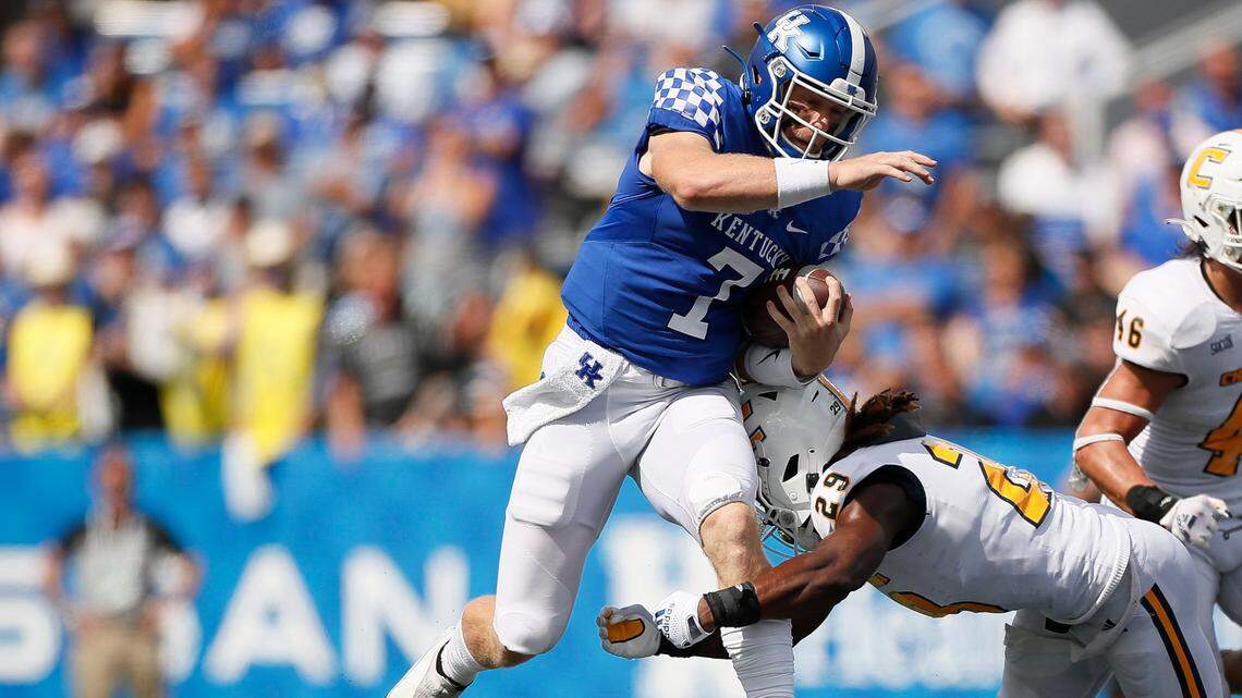 Why Mitch Barnhart, Mark Stoops don’t want to drop FCS games from UK football schedule