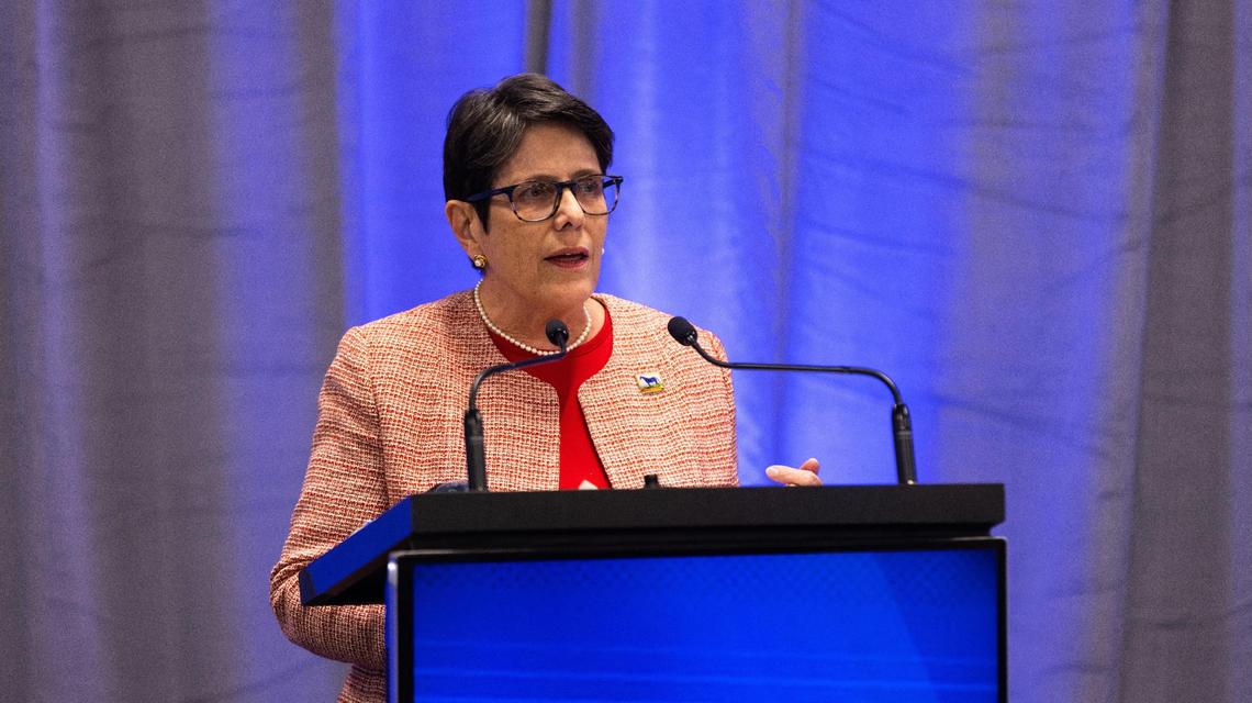 Mayoral incumbent Linda Gorton speaks at a public forum hosted by the Eastland Parkway Neighborhood Association and Fayette County Neighborhood Council, Oct. 19, 2022. Linda faces challenger David Kloiber in the Nov. 8 general election.