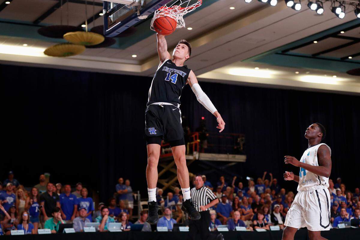 Freshman Tyler Herro broke away for a dunk early in Wednesday night’s game against the Bahamas Select Team at the Atlantis Resort’s Imperial Arena in the Bahamas.