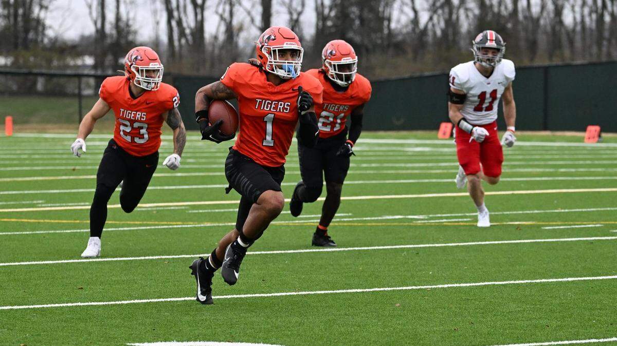 Georgetown College senior Davon Starks (1) returned interceptions 43 and 33 yards for touchdowns during the Tigers’ 31-21 win over visiting Indiana Wesleyan at Toyota Stadium on Saturday.