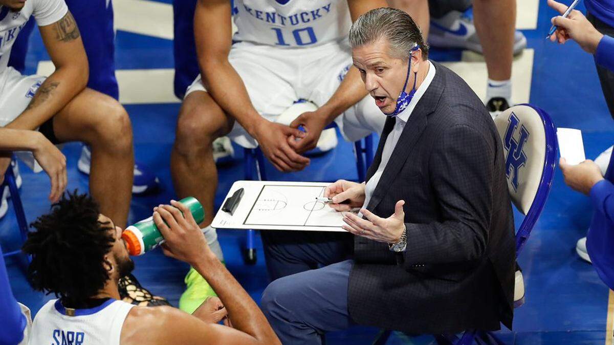 John Calipari spoke to the Kentucky team during a timeout early in the game against Alabama on Jan. 12, 2021 in Rupp Arena.
