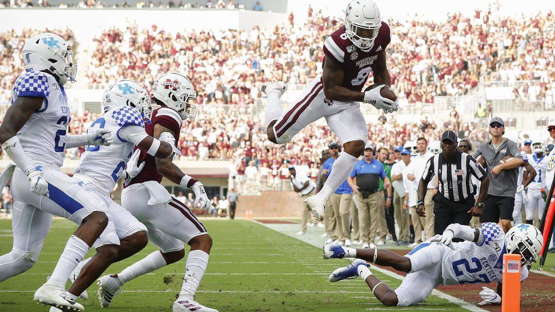 Brutal first half buries Kentucky football early at Mississippi State