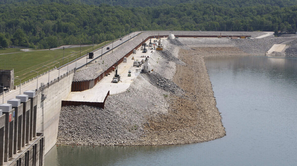Work continues on the emergency repairs to the Wolf Creek Dam on U.S. 127 near Jamestown, The dam, which creates Lake Cumberland, is leaking and in danger of failure. 