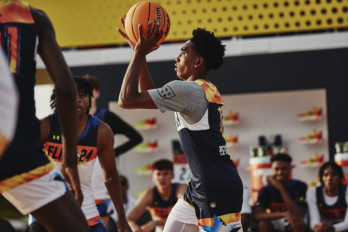Class of 2024 Kentucky men’s basketball recruit Tahaad Pettiford handles the ball during the Under Armour Next Elite 24 event in August in Chicago.