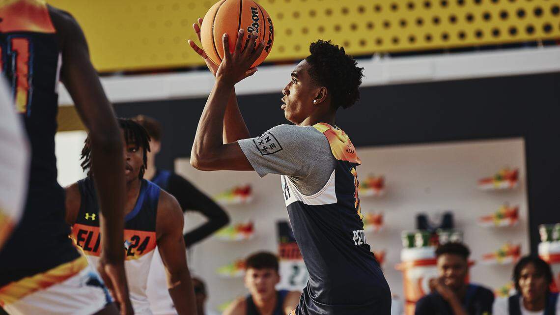 Class of 2024 Kentucky men’s basketball recruit Tahaad Pettiford handles the ball during the Under Armour Next Elite 24 event in August in Chicago. Pettiford committed to Auburn on Wednesday.