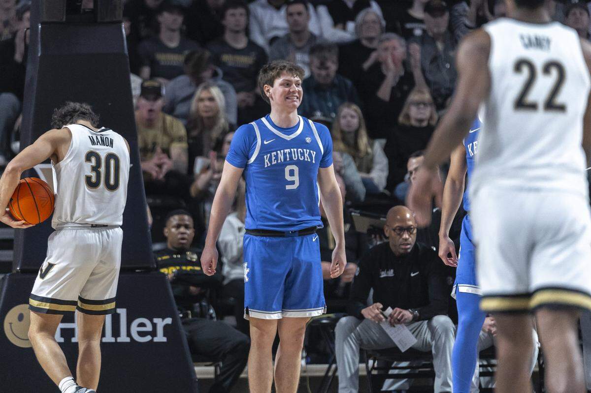 Former Harlan County High School star Trent Noah (9) had two points, four rebounds and a steal in 12 minutes in Kentucky’s 74-69 loss at Vanderbilt Saturday. Noah and the Wildcats face Tennessee Tuesday night in Knoxville.