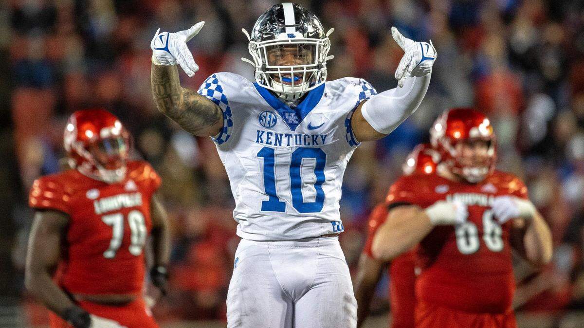 Jacquez Jones transferred from Ole Miss to Kentucky after the 2020 season and became the Wildcats’ leading tackler in 2021.