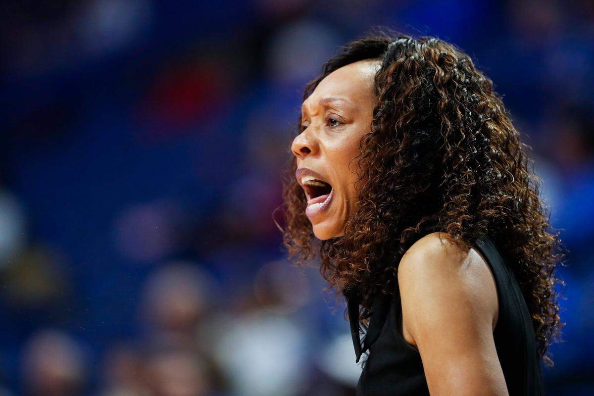 “They made big plays, big shots. And so this is the outcome that we get,” Kyra Elzy, shown during UK’s game against Arkansas on Jan. 4, said after her team’s loss to Vanderbilt on Thursday night.