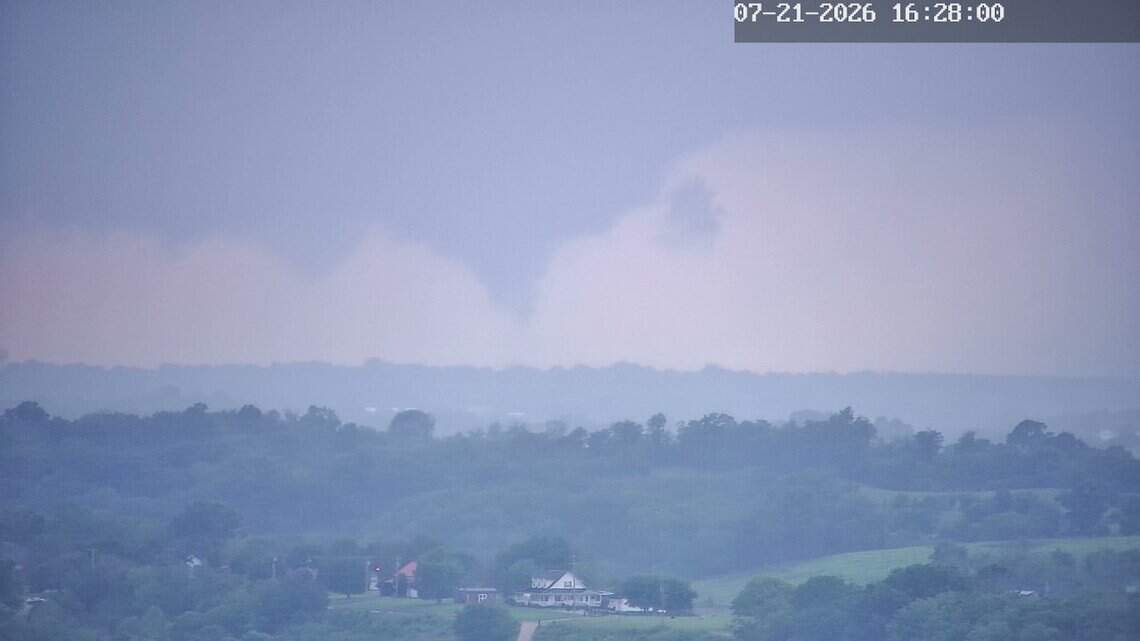 Officials confirm 6 Kentucky tornadoes, straight-line wind damage from severe storm