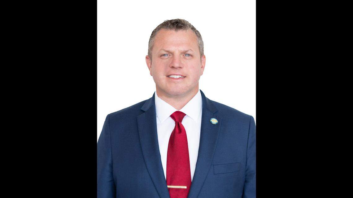 Ex-Kentucky education commissioner leaves California superintendent job after 10 months