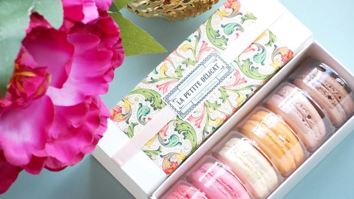 La Petite Délicat, which sells macarons and other pastries, will have a grand opening Dec. 19 at 445 South Ashland Avenue.