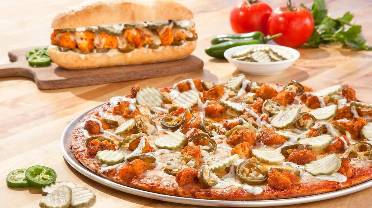 Donatos, which just added the hot chicken pizza and sub to its menu, is going to greatly expand its number of stores in Central Kentucky over the next few years. It is seeking franchise partners.