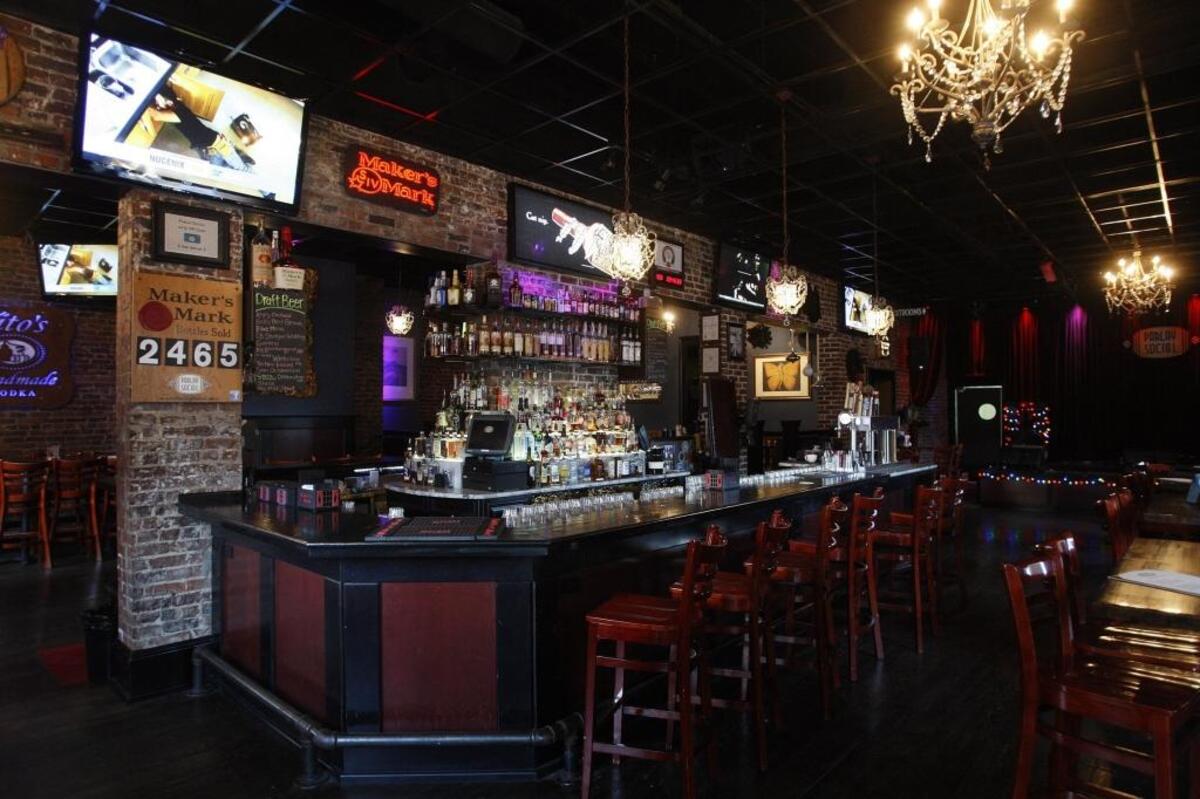 Parlay Social will host a Ring in 2020 party with live music and more.