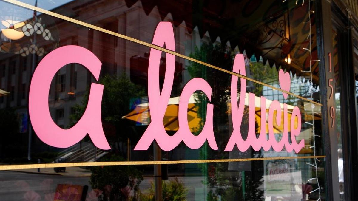Minglewood will open for lunch and dinner in June at the former a a la lucie location, at 159 N. Limestone.