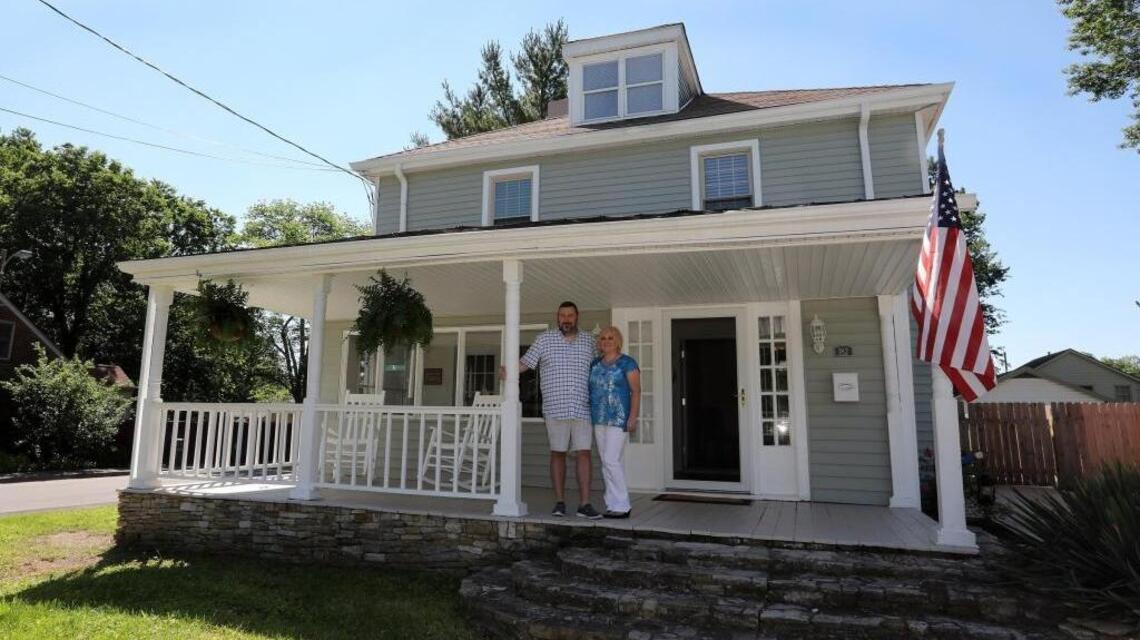 Neighborhood tour includes renovated homes, with owners offering tips