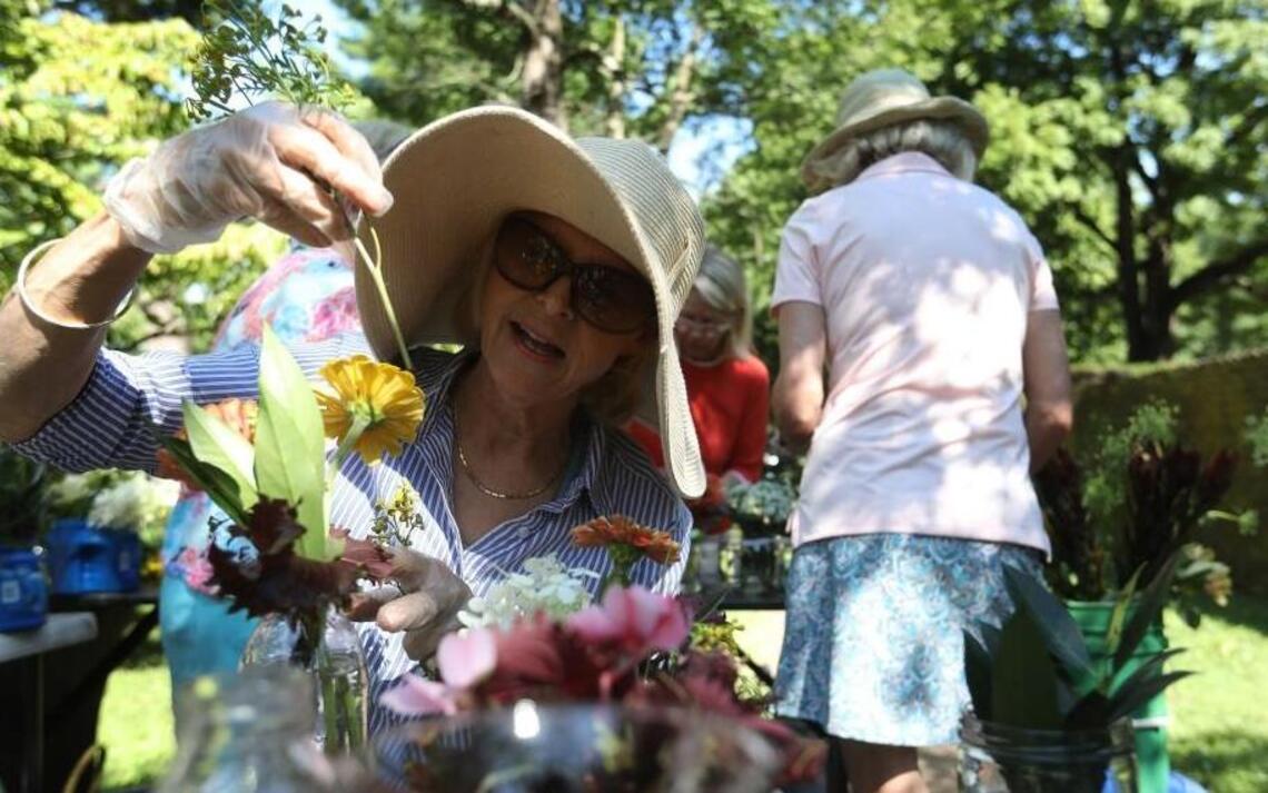 After more than 60 years of weeding, group recognized for its hard work