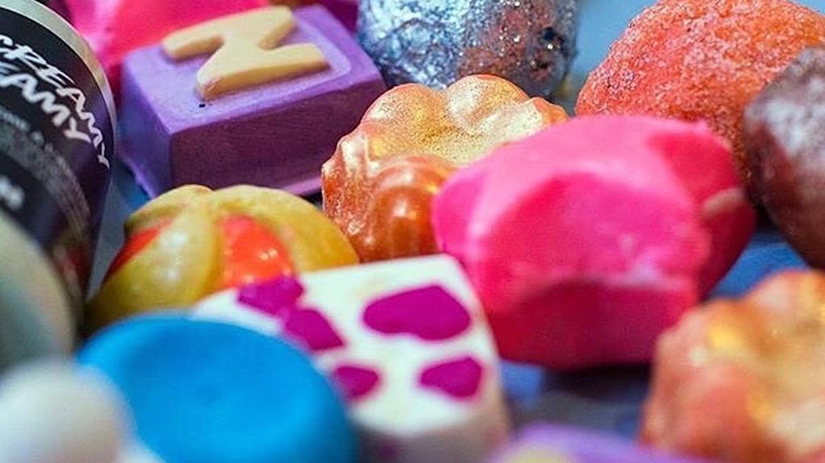 Dry skin got you feeling itchy? Lush Cosmetics has launched a new line of bath oils featuring natural ingredients including neroli oil, lime, bergamot and chamomile.