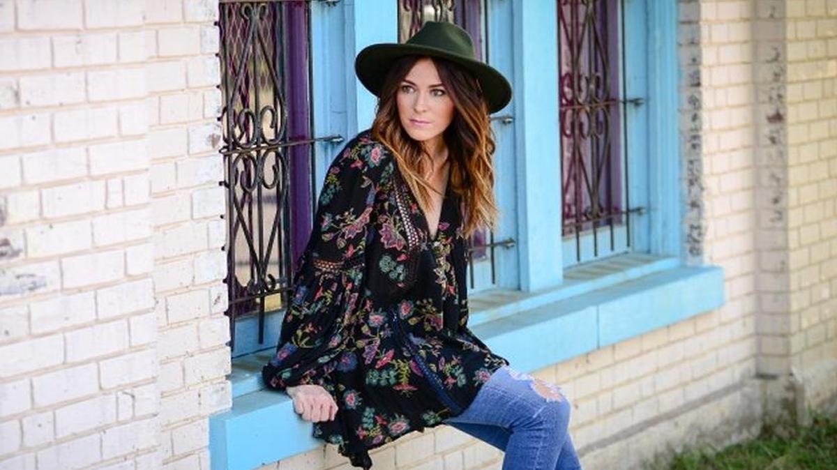Blogger Mindy Rohr, whose blog is titled Love, Lexington, is the woman behind the Market 301. This weekend the event is two days.