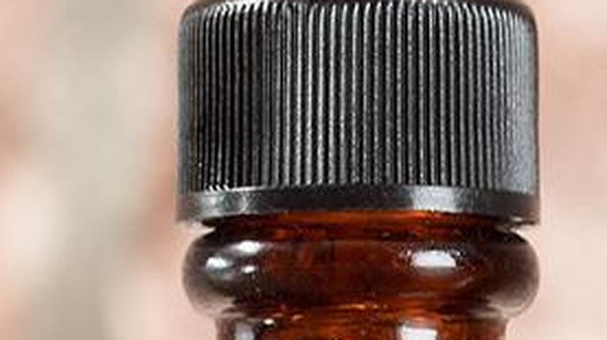 Looking for Father’s Day gift ideas? Kiehl’s at Dillards at Fayette Mall has some to help with Dad’s skin care.