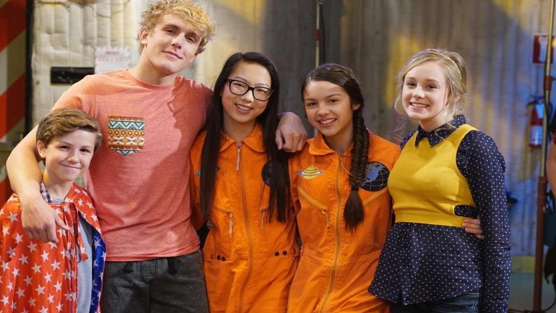 From left: Ethan Wacker, Jake Paul, Madison Hu, Olivia Rodrigo and DeVore Ledridge in “Bizaardvark.”