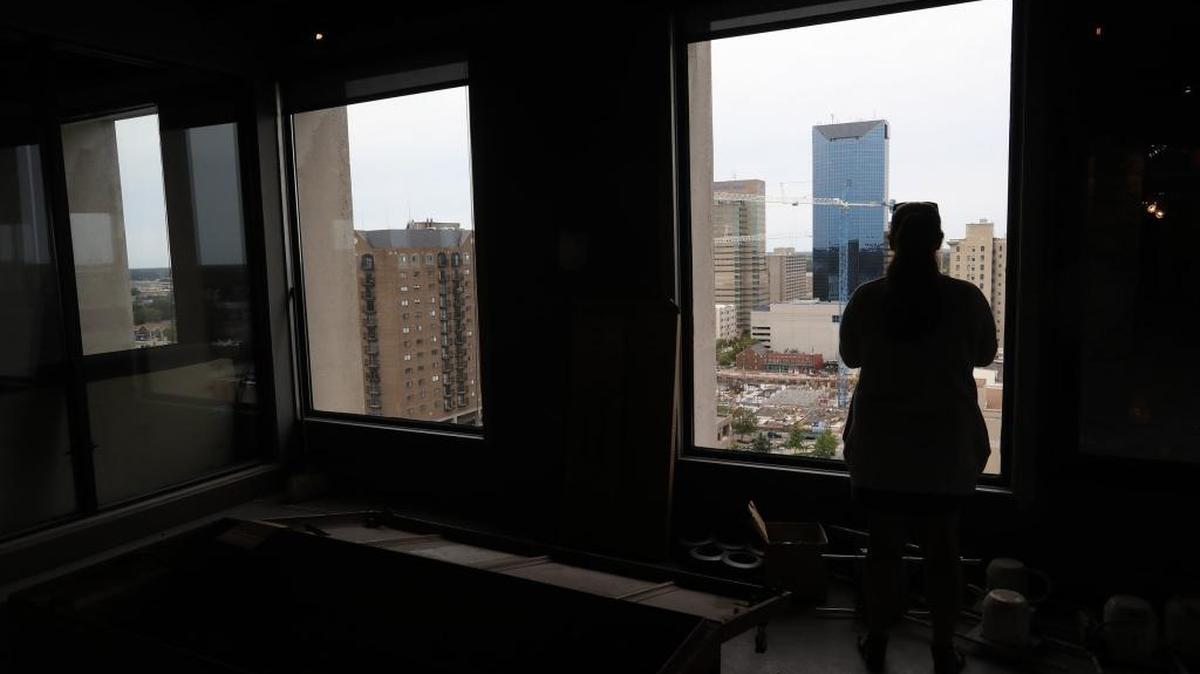 There are sweeping views of the city on all four sides of the space where Dupree Catering has opened The Mane on Main on the 15th floor of the Chase Bank building, shown last year when it was under construction. The New Orleans House “Icons” dinner is the first ticketed event at the venue.