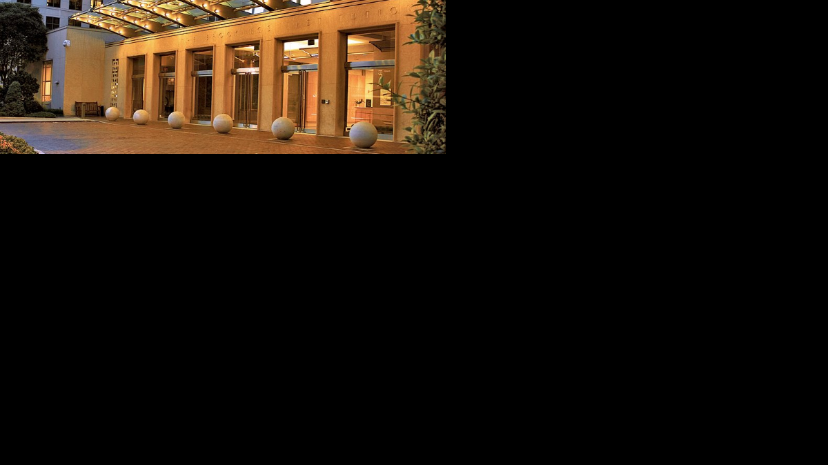 The Brookings Institution, located in Washington, D.C., is dedicated to research and various policy initiatives.