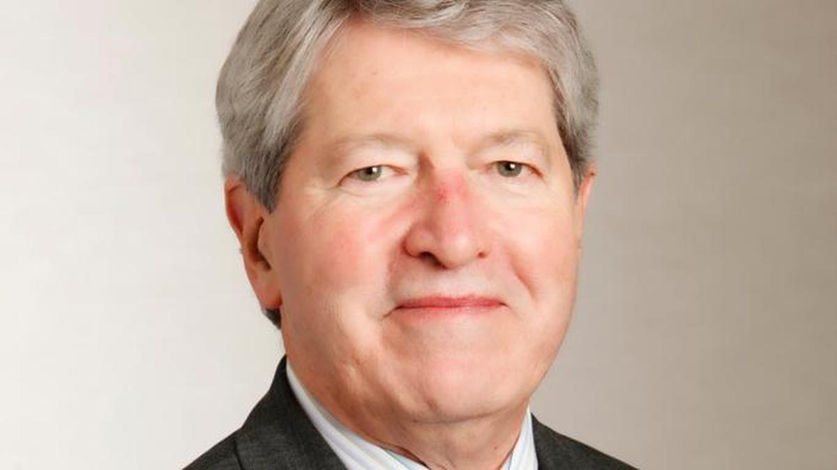 Donald R. Mullineaux