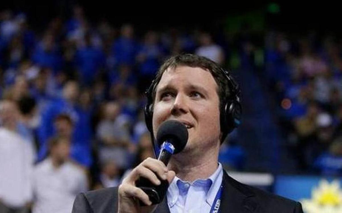 Matt Jones, host of Kentucky Sports Radio, is opening a UK-themed sports bar in Lexington in August.