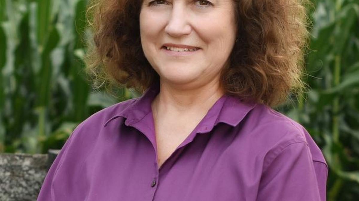 Lisa B. Saunders