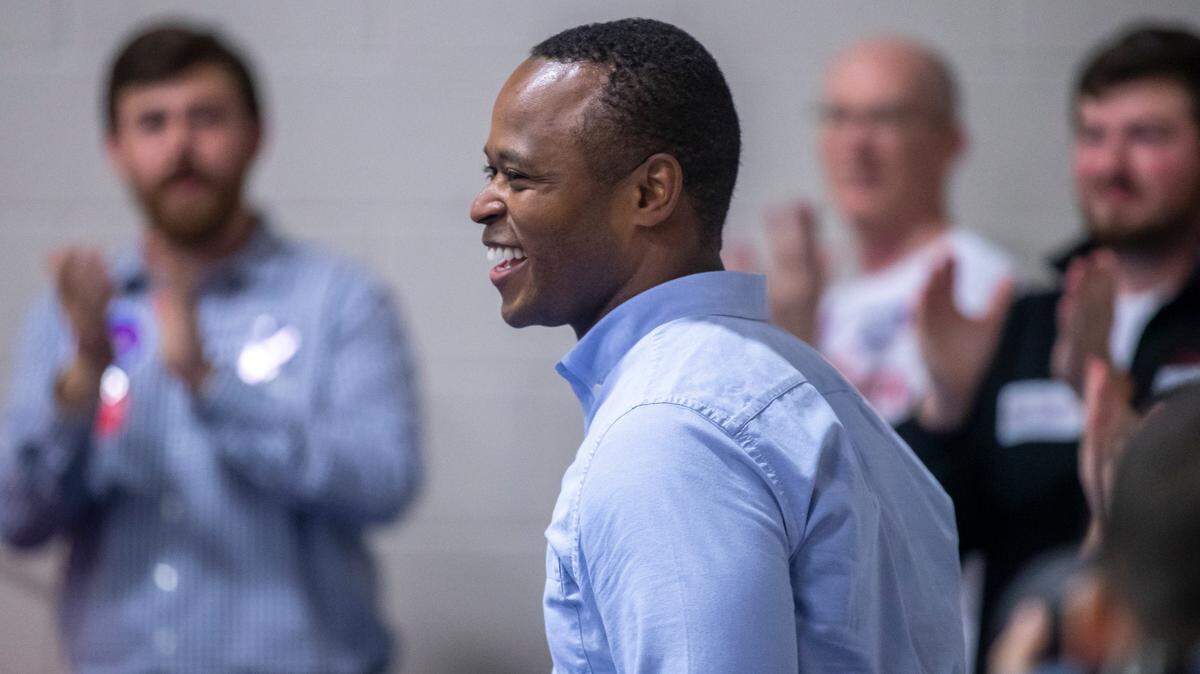 ‘He would be a superstar.’ What the governor’s race means for Cameron’s national profile