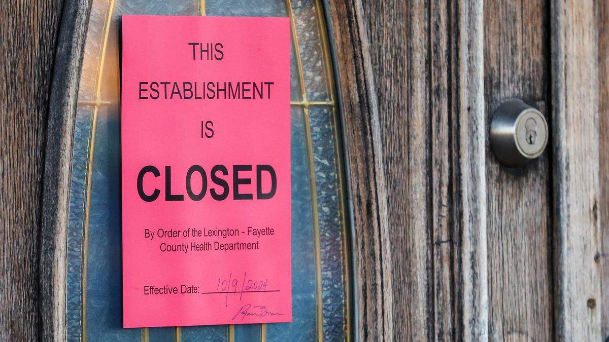 The Thoroughbred Restaurant, located at 1483 Leestown Rd., was shut down and a red closed sign was put up on the front door Oct. 9, 2024, by the Lexington-Fayette County Health Department.