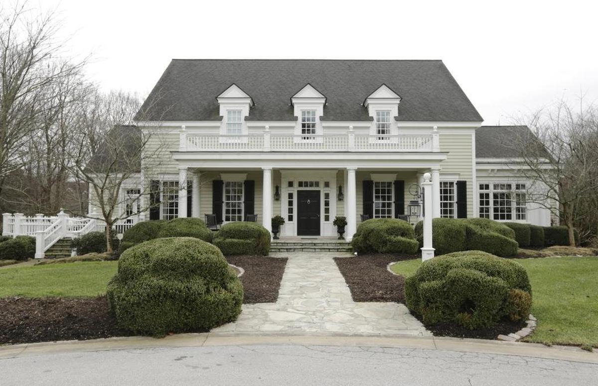 1601 Harmony Hall Lane