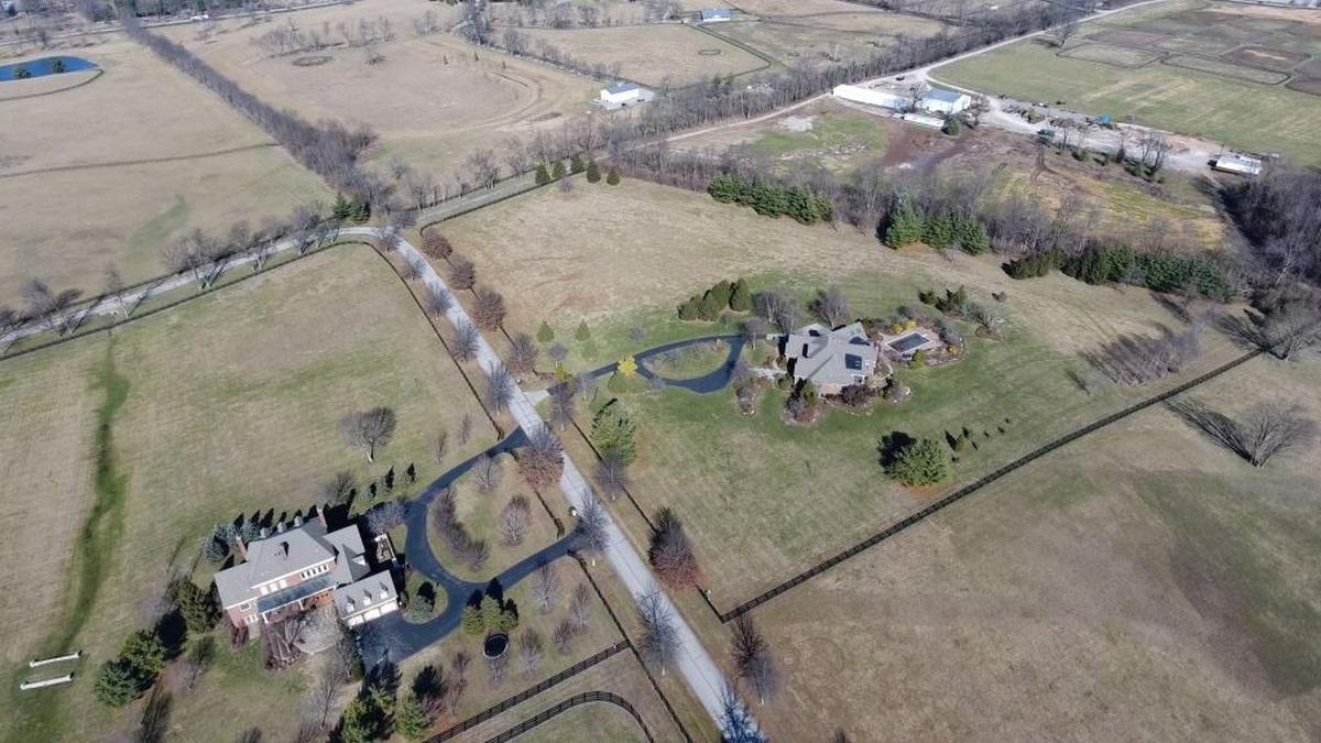 Aerial photo of 500 The Grange Lane