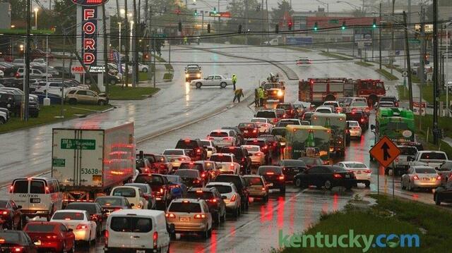 Morning rush-hour crash shuts down both directions of New Circle Road ...