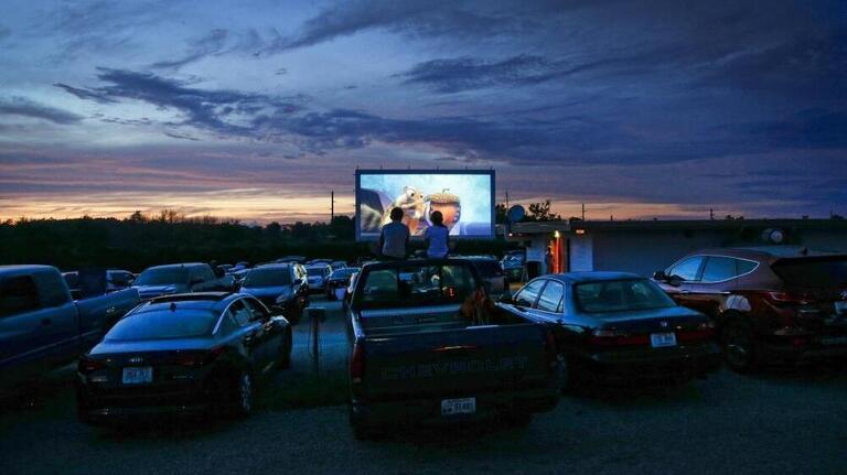 There are 7 remaining drive-in movie theaters in Kentucky. How to visit them
