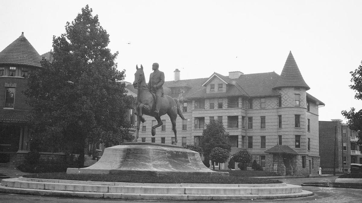 The John Breckinridge Castleman Monument stands at Monument Place and Third Street in Louisville.